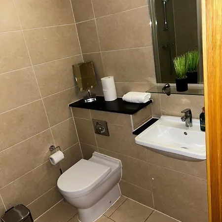 Spacious 3-Bed 3-Bath Luxury Apartment With Balcony Hyde Park London Exterior photo