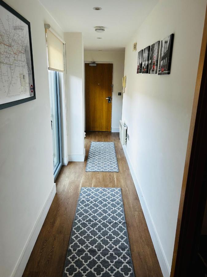 Spacious 3-bed 3-bath Luxury With Balcony Hyde Park Апартаменты